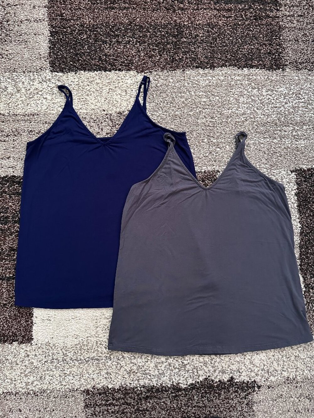 LOLONG (XL) x2 Gray & Navy Blue V-Neck Spaghetti Strap Loose Swing Tank Top Cami